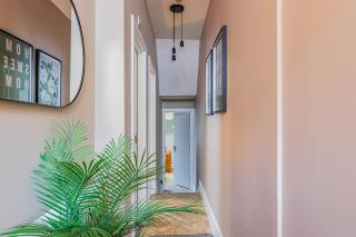 Jimmy Suite - Central 2 Bedroom that sleeps 6 with WI-FI - 3