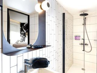 Tribe Paris La Defense Esplanade - 9