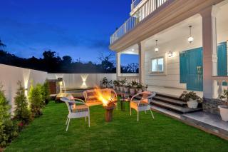 ELIVAAS The Kimadi House 4-BHK English-Style Villa With Rooftop, Pool & Mussoorie Views - 8