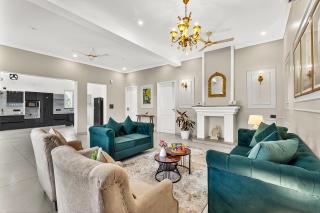 ELIVAAS The Kimadi House 4-BHK English-Style Villa With Rooftop, Pool & Mussoorie Views - 6