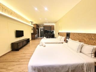 Summer suites klcc by Amna - 9