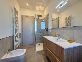 Tuscany Pink Suite - 1