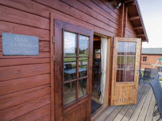 Oak Lodge - 8