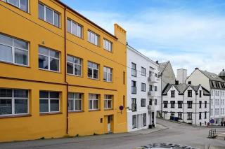 Central and quiet studio 1 min from the city center - 1