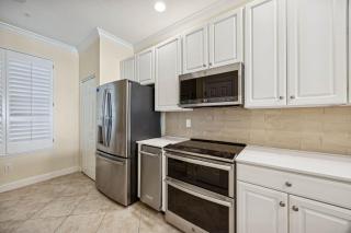 Oceanfront Penthouse Retreat 7th Floor at Ocean Place - 5