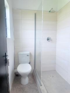 One-bedroom apartments in the outskirts of Lusaka near Unlius - 6