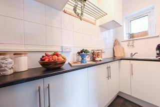 New-Cosy Studio-Parking-Ideal for Couples - 8