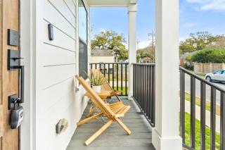 Seize the Stay Creole Cottage Main - 3