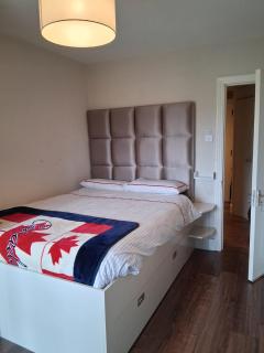Bedroom in Blanchardstown - 9