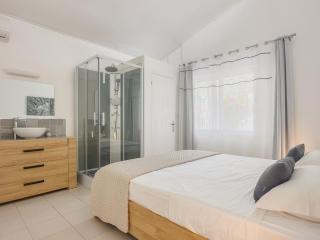 Waterfront house at Grand Baie - 5