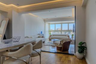 Relaxing Nile Views and Prime Cairo Location - 1