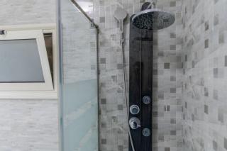 Spacious Apartment with Stunning Nile Views - 1