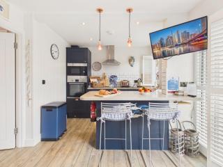 Mussels Apartment in Helford Passage with Heated Pool & Free Parking - 5