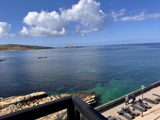 New 1 BR Oceanfront Apartment by MaBeLi - St Paul's Bay - 0