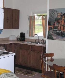 Bungalow With Luxury Appointments - Dog Friendly - 7