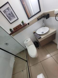 Habitación Moderna con Baño Privado en Barranco - Lima - 4