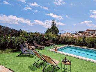 Villa with sea view & pool in Santa Susanna - 8