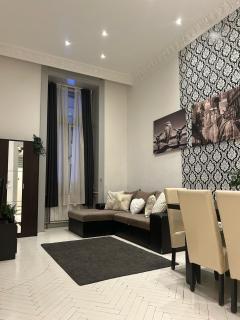 Fashionstreet Top Location Suites - 1