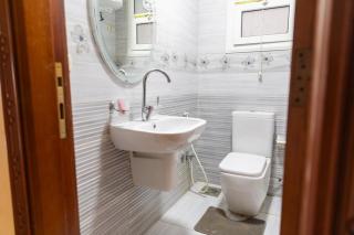 Stylish Nile View Apartment in the Heart of Maadi - 9