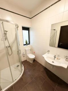 Deluxe 2 Bedroom Apartment - 1