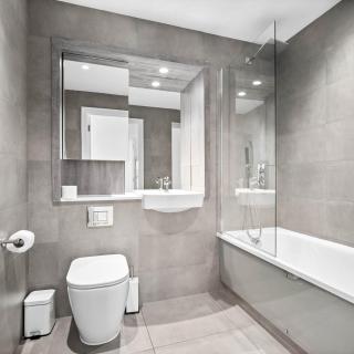 Stylish 2 Bed Apartment - Balcony - Smart Tv - Fast Wi-Fi 706SW - 2