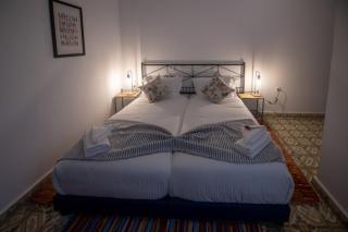 Dar Fornacci Traditional Stay in the Blue City - 2