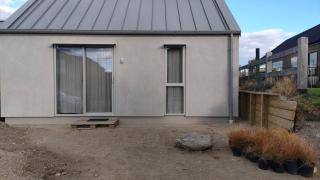 Newly built unit in quiet neighbourhood - 3