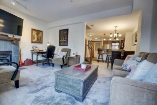 Fire Mountain 204 2 Level, 2 bed, great views! - 5