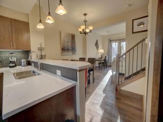 208 Fire Mountain 3 Bdrm 2 Level - 2