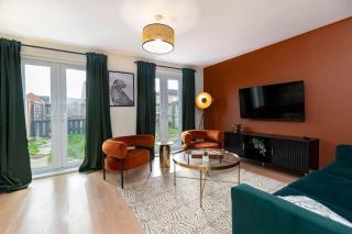 Darlington 3BR – Bright Spacious Stylish - 0