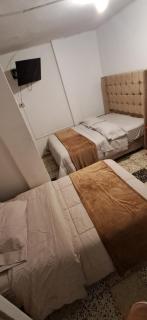 Hostal la familia - 2