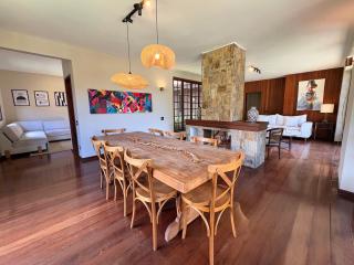 Casa 04 Vale Boa Vista - Casa Charmosa com 3 Suítes e Acesso à Área de Lazer Completa de Condomínio - Teresópolis - 4