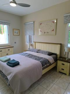 Villa Best Holiday- breathtaking sea views, amazing garden, private pool, BBQ, next to CORAL BAY, Lower Peyia, Paphos - 5