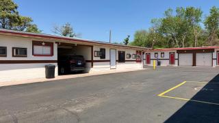 red door motel - 5