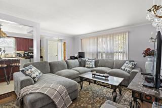 3BDR Scarborough Family Home, Parking, BBQ, Zoo - 9