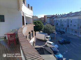 Piso amplio muy luminoso a 15 minutos de Valencia - 2