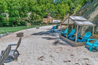 Lakeview Cabin by American Patriot Getaways - 5