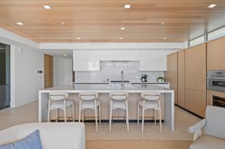 Elevated Coastal Living - Modern 3BR condo - 8