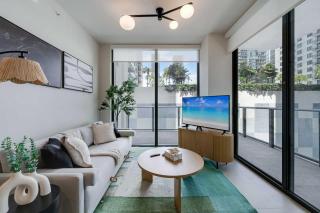 Downtown Collective - Pool Sauna and Rooftop Bar - 2