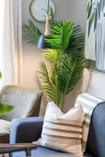 From Stadium to Spa in Minutes Best Location - 8