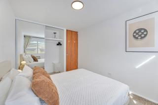 Bright 2BR Oasis in Calle Cerra w Balcony - 2