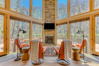 Unique riverfront home & cabin with amazing views deck & W&D - dog-friendly - 6