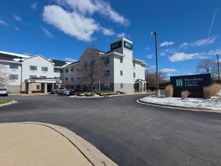 MainStay Suites Chicago Hillside - 5