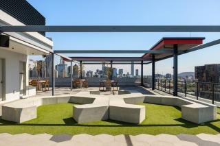 Utopia Apartments 2 Bed, 2 Bath, Parking, Pool, Gym - 5