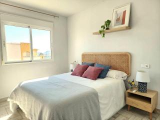 Ático con gran terraza, barbacoa y piscina - 3