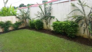 Elegante maison familiale dans le quartier d'Okala - 3