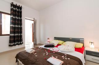 Apartments with parking space Seline, Paklenica - 25432 - 2