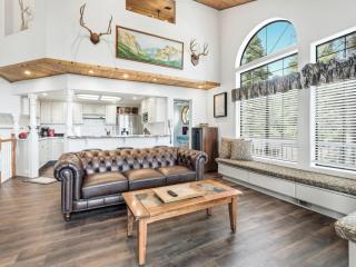 Chateau Royal West - 6