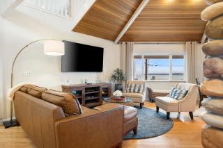 Point Whitehorn Cottage - 9