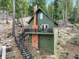 Hawks Nest Lodge - 9